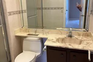 21 Jacaranda Dr, Plantation, FL 33324 - Photo 15