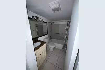 295 Newport T #295, Deerfield Beach, FL 33442 - Photo 11
