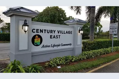 295 Newport T #295, Deerfield Beach, FL 33442 - Photo 1
