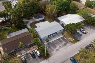 1632 NE 33rd St, Oakland Park, FL 33334 - Photo 27