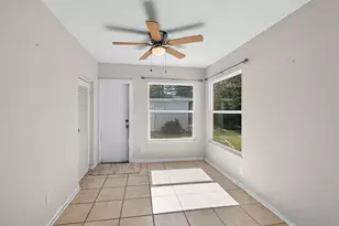 1632 NE 33rd St, Oakland Park, FL 33334 - Photo 17