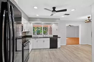 7420 SW 16th St, Plantation, FL 33317 - Photo 11