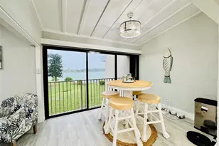 3216 S Lakeview Cir, Fort Pierce, FL 34949 - Photo 13