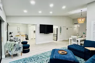 3216 S Lakeview Cir, Fort Pierce, FL 34949 - Photo 13