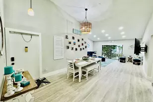 3216 S Lakeview Cir, Fort Pierce, FL 34949 - Photo 5