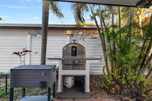 804 SW 16th Ct, Fort Lauderdale, FL 33315 - Photo 43