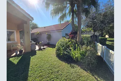 10061 NW 2nd Street, Plantation, FL 33324 - Photo 39