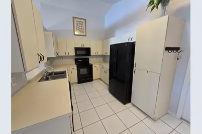 10061 NW 2nd Street, Plantation, FL 33324 - Photo 13