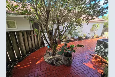 10061 NW 2nd Street, Plantation, FL 33324 - Photo 35