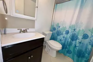 1021 NW 45th St, Lighthouse Point, FL 33064 - Photo 13