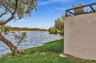 1381 NW 99th Ave, Pembroke Pines, FL 33024 - Photo 37