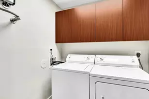 1381 NW 99th Ave, Hollywood, FL 33024 - Photo 45