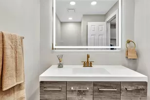 1381 NW 99th Ave, Hollywood, FL 33024 - Photo 43