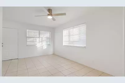 709 SE 15th Street #1, Fort Lauderdale, FL 33316 - Photo 25