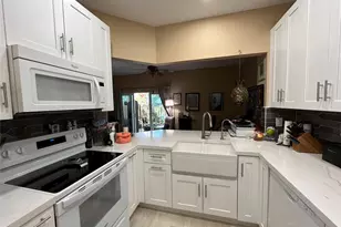 1210 NW 100th Ave, Hollywood, FL 33024 - Photo 9