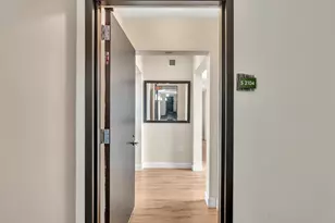 2681 N Flamingo Rd Unit, Fort Lauderdale, FL 33323 - Photo 3