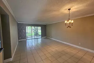 2214 S Cypress Bend Dr, Pompano Beach, FL 33069 - Photo 7