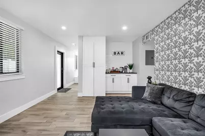 738 NE 17th Avenue, Fort Lauderdale, FL 33304 - Photo 13