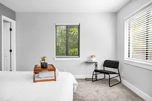 738 NE 17th Ave, Fort Lauderdale, FL 33304 - Photo 17