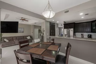 14251 NW 83rd Avenue, Hialeah, FL 33016 - Photo 11