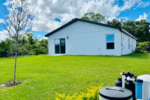 8556 105th Ave, Vero Beach, FL 32967 - Photo 3