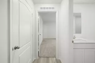 8436 100th Ct, Vero Beach, FL 32967 - Photo 7