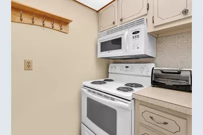 2124 NE 56th Court #209, Fort Lauderdale, FL 33308 - Photo 11