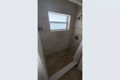 800 Moffett Street #4, Hallandale Beach, FL 33009 - Photo 7