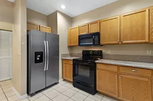 4652 SW 13th St, Deerfield Beach, FL 33442 - Photo 9