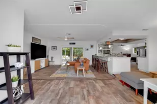 6972 NW 5th Pl, Margate, FL 33063 - Photo 7