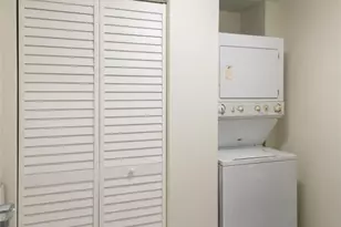 3236 NE 5th St, Pompano Beach, FL 33062 - Photo 23