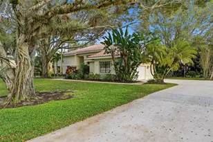 7720 W Upper Ridge Dr, Parkland, FL 33067 - Photo 5