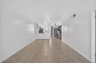 117 Lake Emerald Dr, Oakland Park, FL 33309 - Photo 19