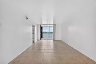 117 Lake Emerald Dr, Oakland Park, FL 33309 - Photo 15