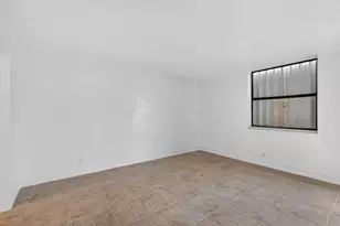 117 Lake Emerald Dr, Oakland Park, FL 33309 - Photo 19