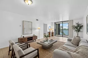 117 Lake Emerald Dr, Oakland Park, FL 33309 - Photo 1