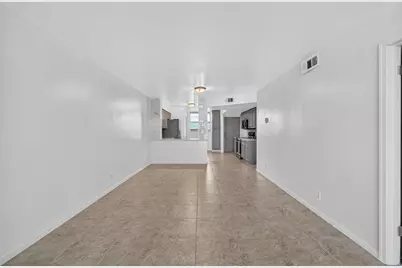 117 Lake Emerald Drive #408, Fort Lauderdale, FL 33309 - Photo 19