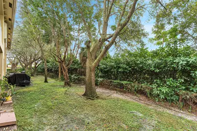 8466 NW 40th Street, Coral Springs, FL 33065 - Photo 31