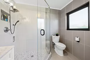 2601 NE 8th Ct, Pompano Beach, FL 33062 - Photo 11