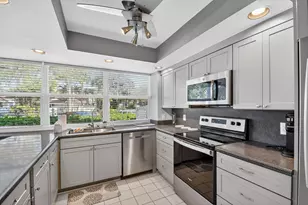 8112 Northboro Ct, West Palm Beach, FL 33406 - Photo 21