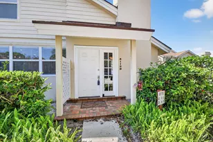 8112 Northboro Ct, West Palm Beach, FL 33406 - Photo 5