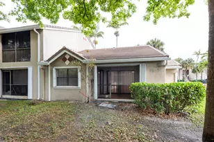 9641 Riverside Dr, Coral Springs, FL 33071 - Photo 21