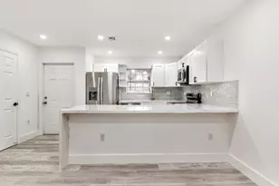 2314 Johnson St Unit, Hollywood, FL 33020 - Photo 3