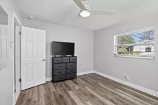 8845 NW 14th St, Plantation, FL 33322 - Photo 17