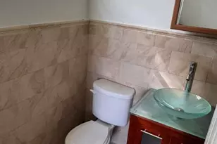 1042 Foster Rd, Hallandale Beach, FL 33009 - Photo 5