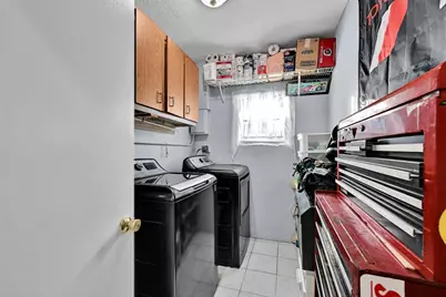 1933 SW 67th Avenue, Pompano Beach, FL 33068 - Photo 13