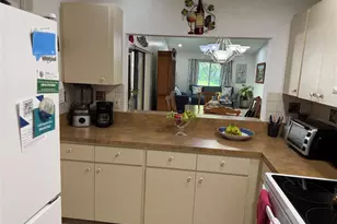 6711 S Parkway Dr, Margate, FL 33068 - Photo 5