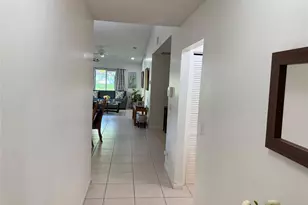 6711 S Parkway Dr, Margate, FL 33068 - Photo 9