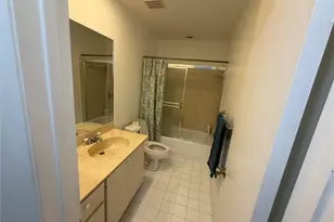 6711 S Parkway Dr, Margate, FL 33068 - Photo 15