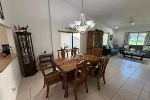 6711 S Parkway Dr, Margate, FL 33068 - Photo 7
